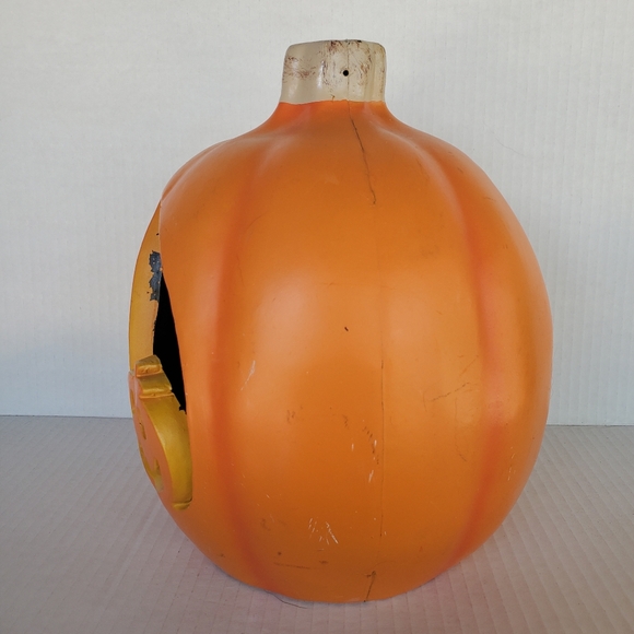 Halloween Foam Light Up Pumpkin Laser Cut Graveyard RIP - Picture 4 of 14